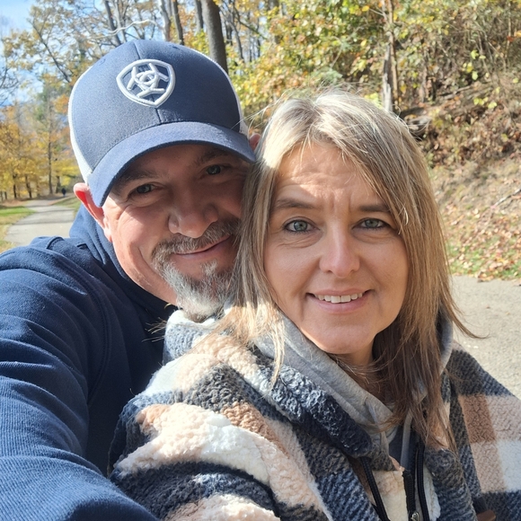 Meet your Posher, Debbie - Picture 11 of 12